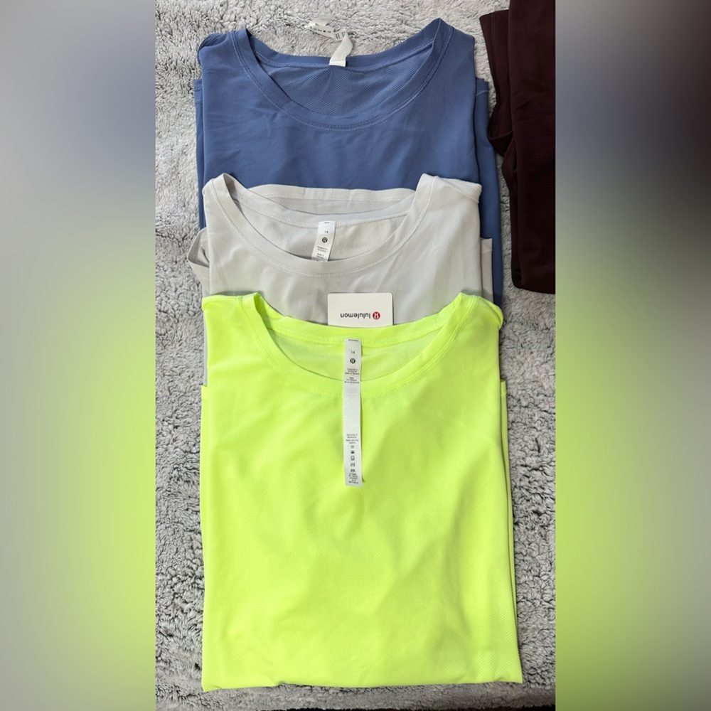 Lululemon women’s tops x3